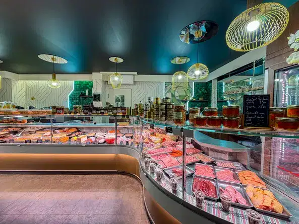 Vitrine de votre charcutier à Jurançon Pau